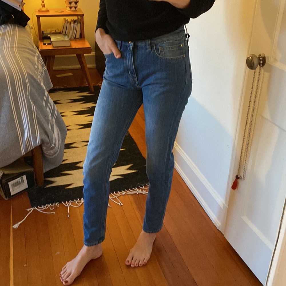 Sézane Denim slim fit, mid rise jean, Size 26, medium blue